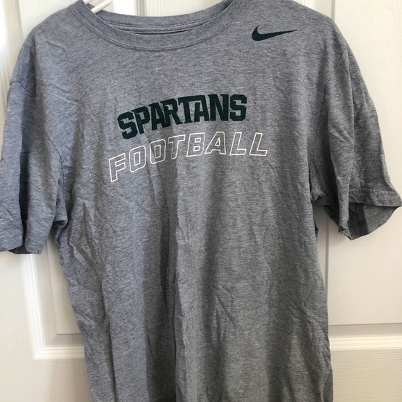 Oversized Nike graphic tee - Picture 1 of 3